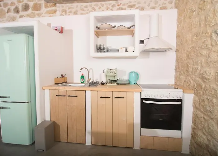 Almyrikia Ii Next To The Sea