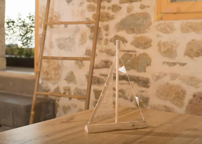 Almyrikia Ii Next To The Sea Mikrá Mandínia